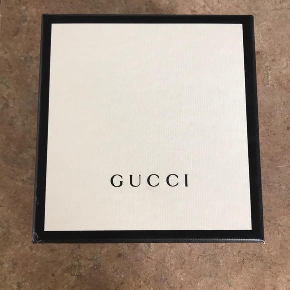 Unisex black Gucci watch - Picture 1 of 8